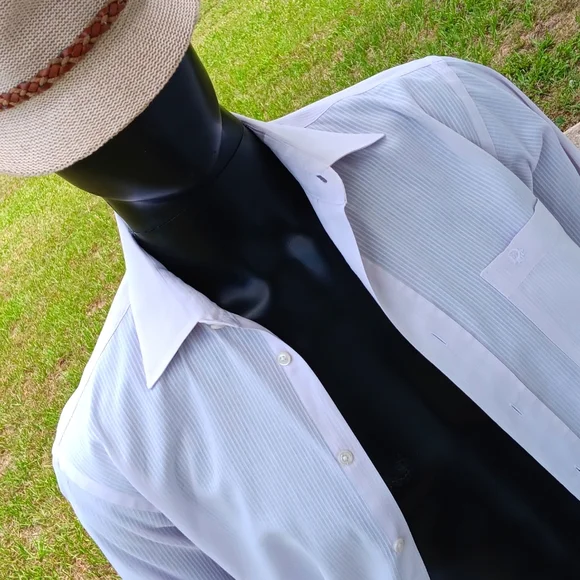 CHRISTIAN DIOR VINTAGE MEN'S PURE WHITE STRIPED LUXURY * CRESTED DRESS SHIRT